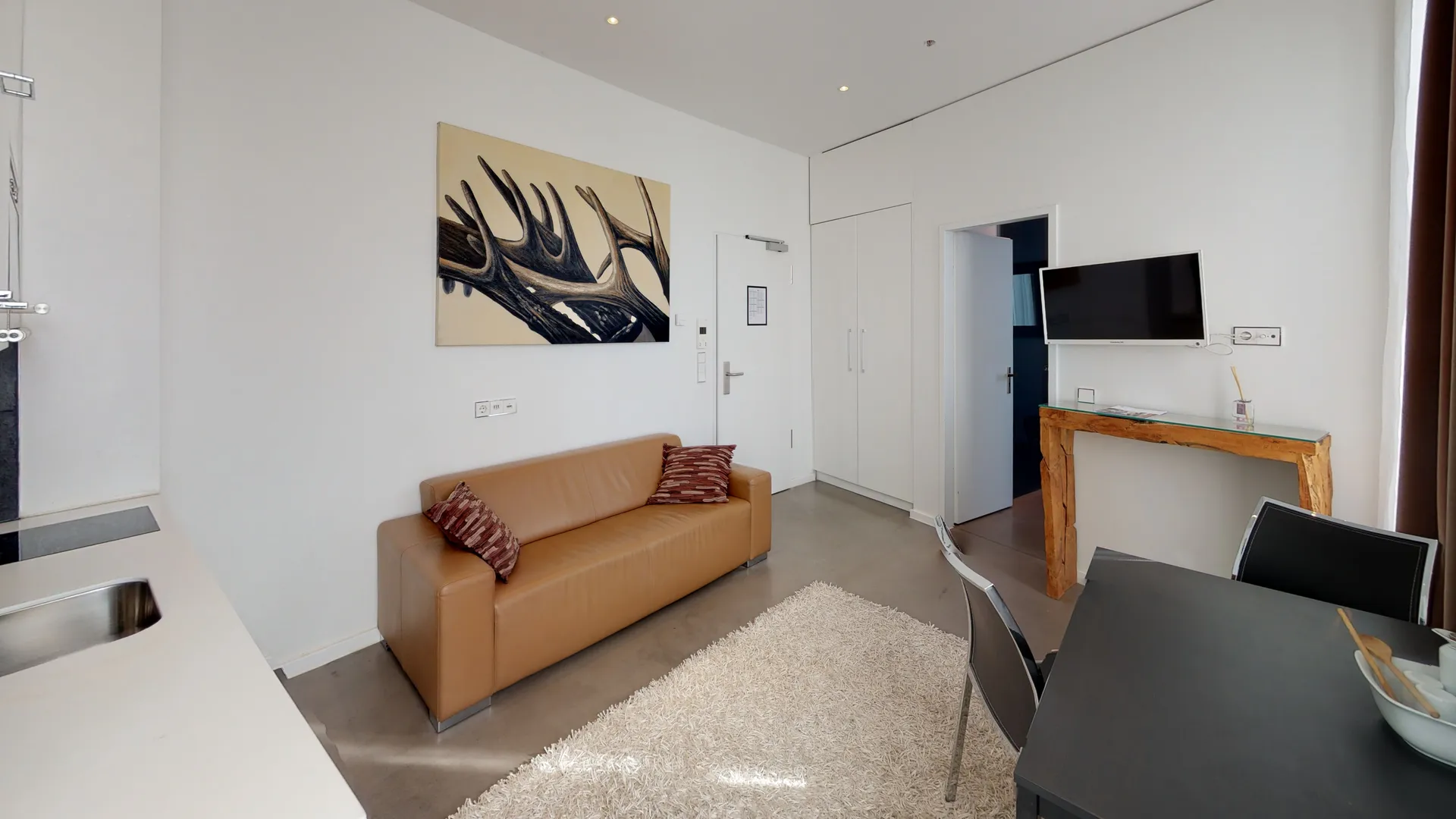 2 Bedroom Apartment Mini Terrace