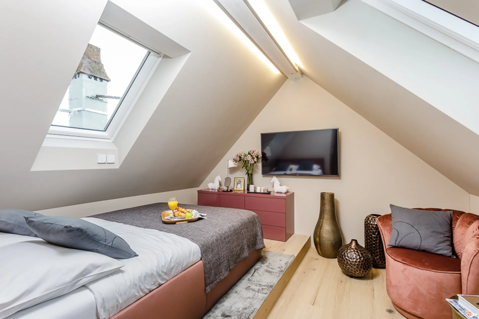 Studio Apartment Senior Balcony