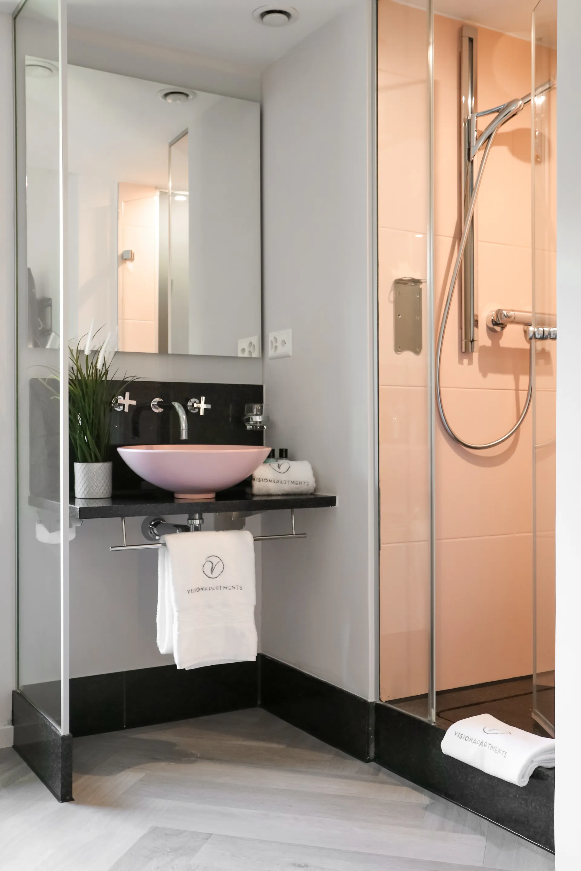 Studio Apartment Single Kitchenette