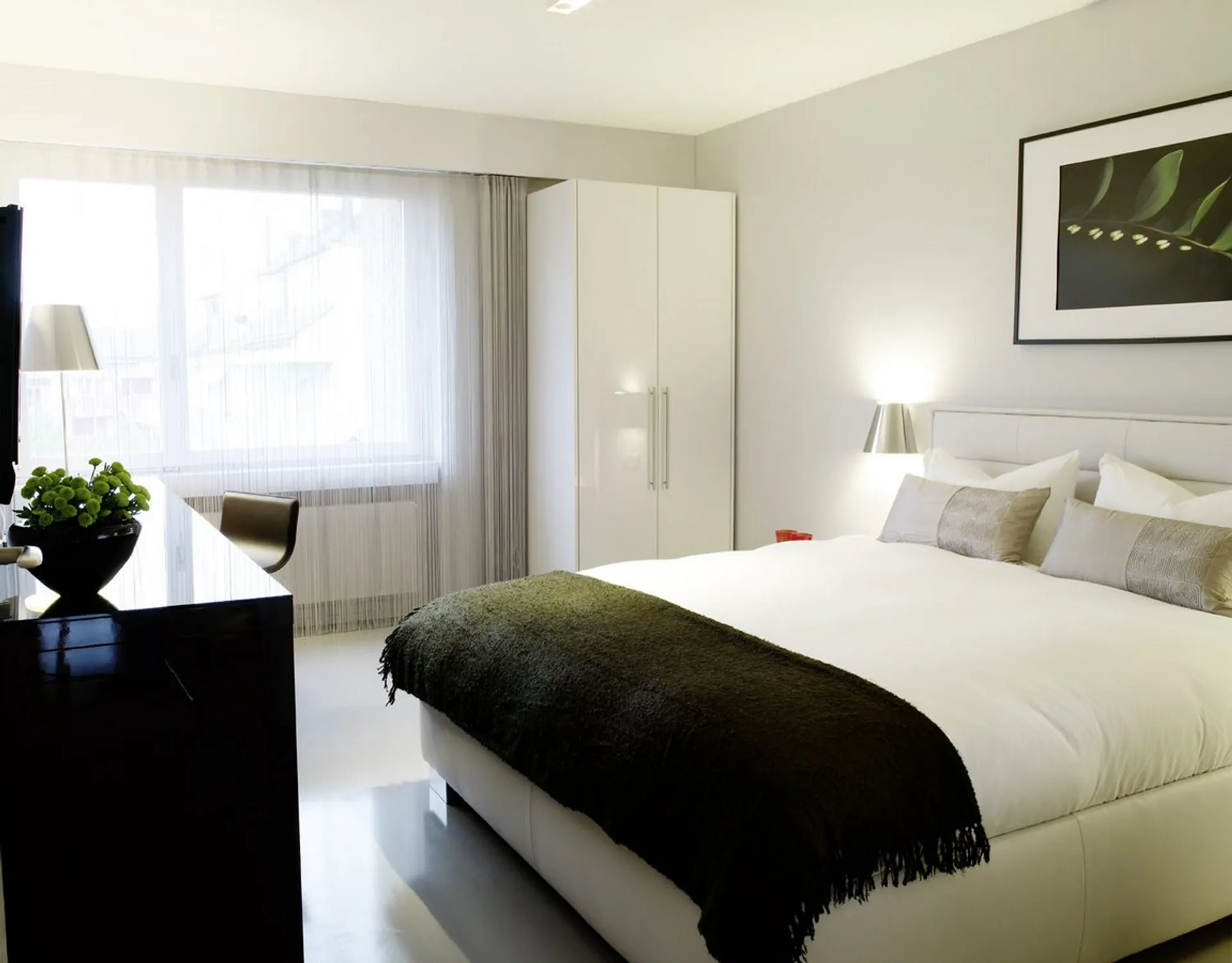1 Bedroom Apartment Senior Balcony