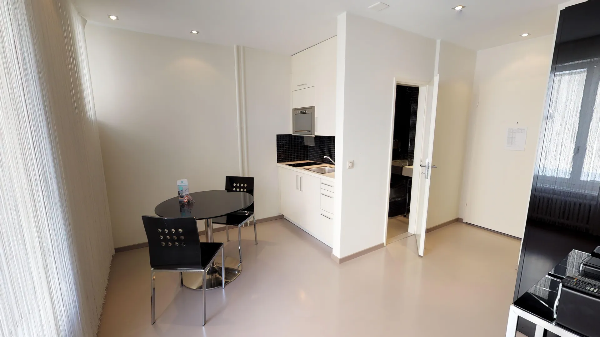 1 Bedroom Apartment Junior 