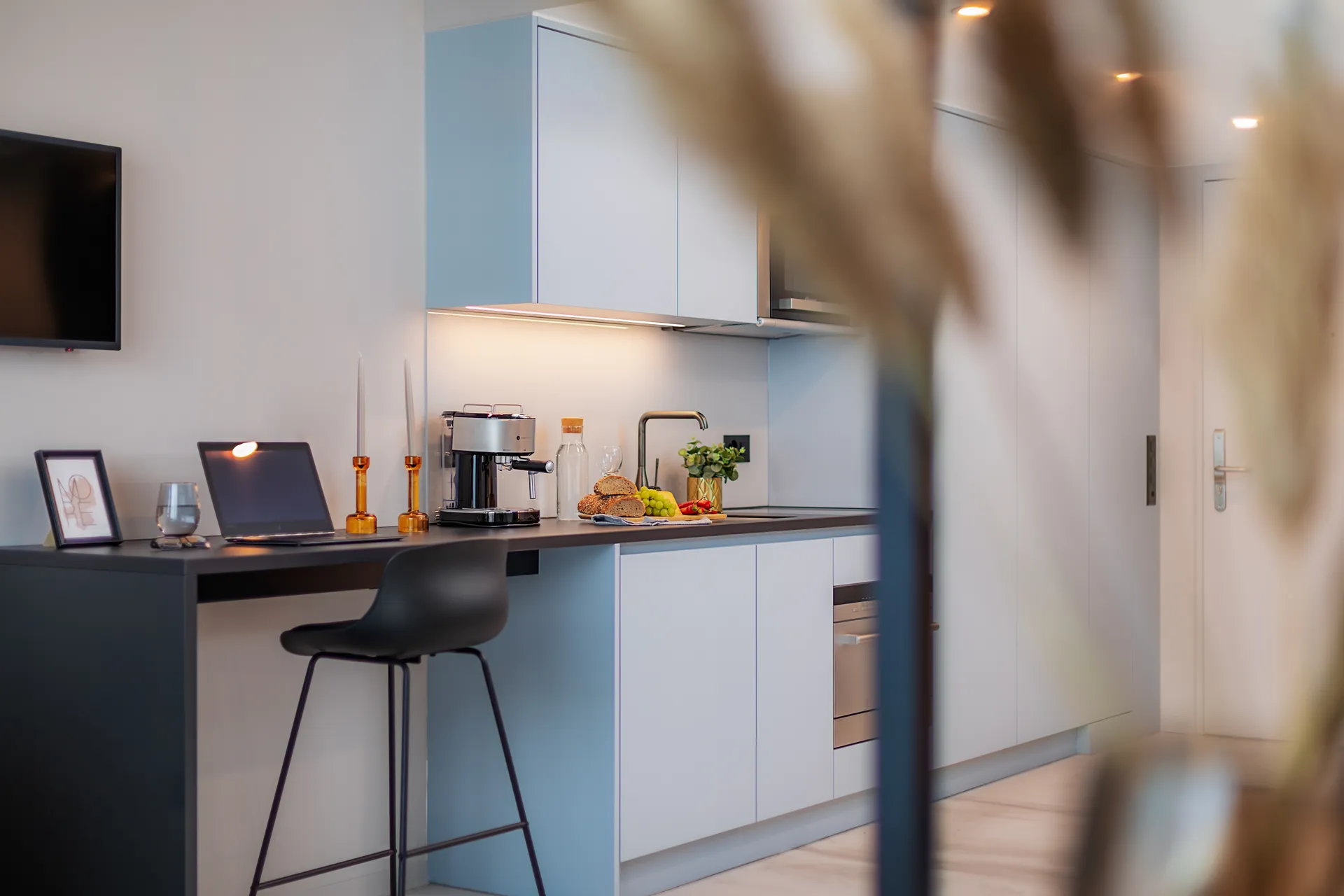 Studio Apartment Senior