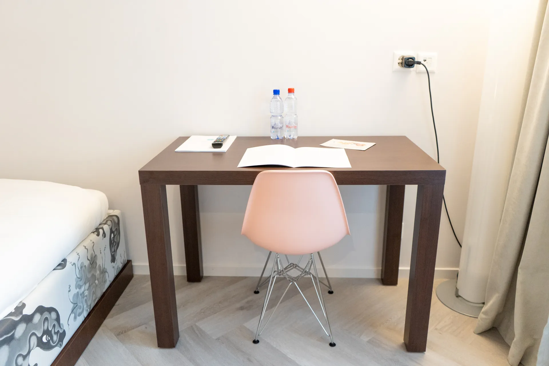 Studio Apartment Single Kitchenette