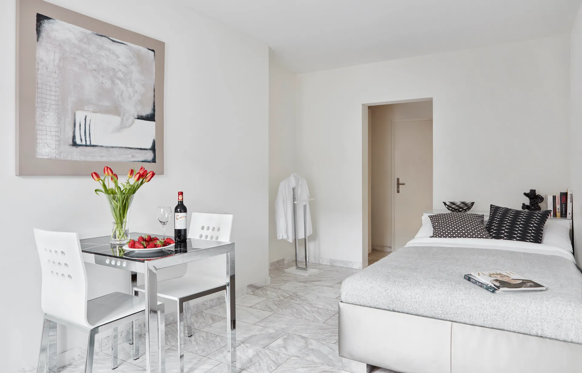 Studio Apartment Mini