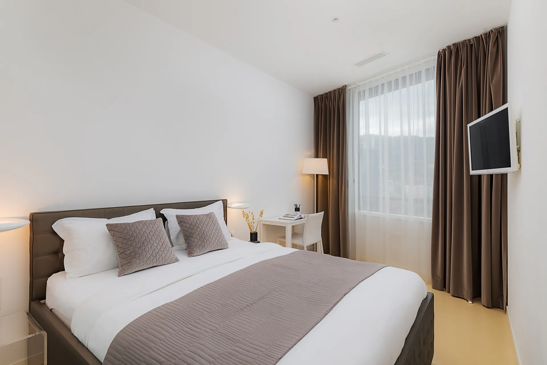 2 Bedroom Apartment Junior 