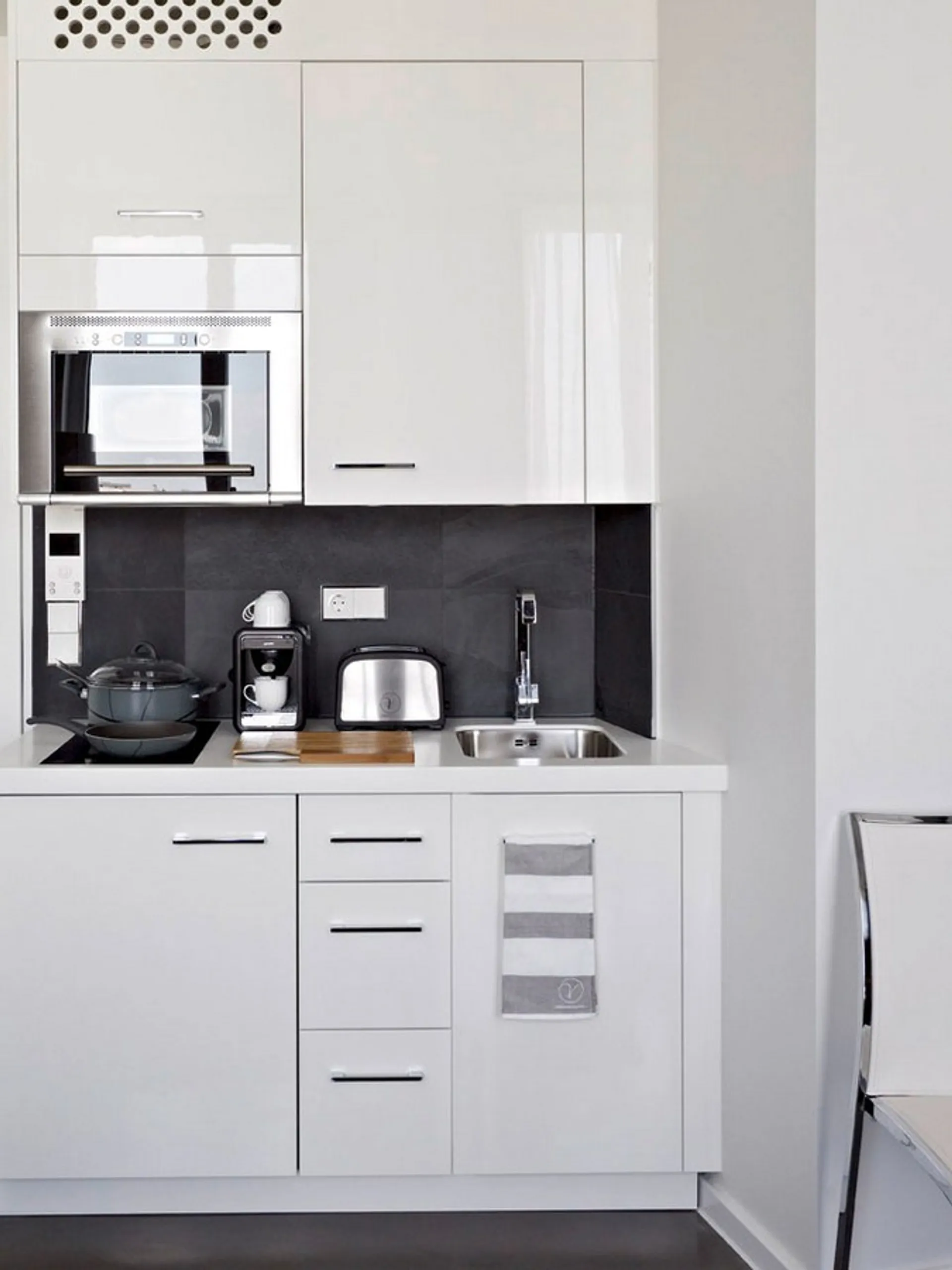 1 Bedroom Apartment Junior 
