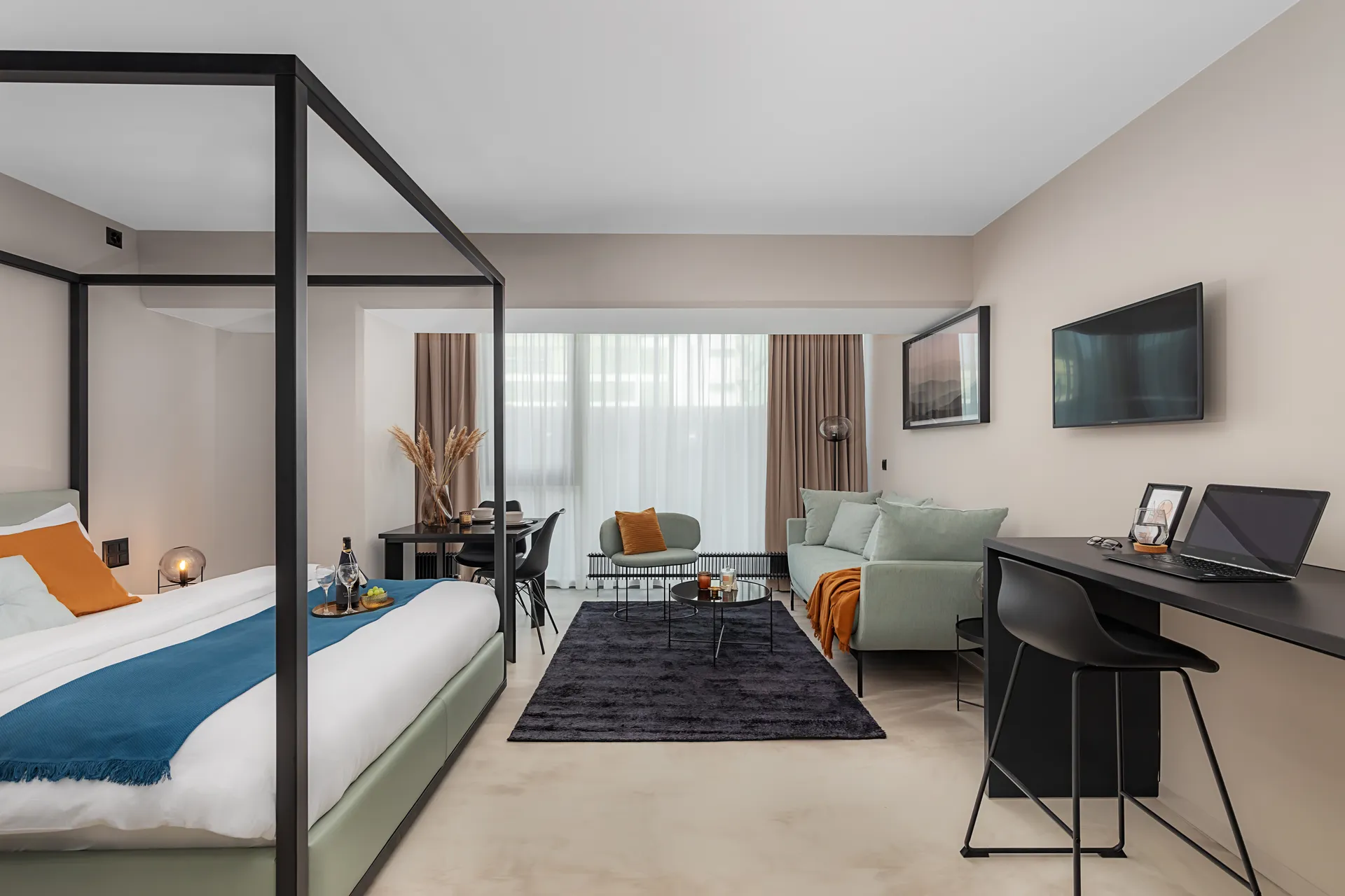 Studio Apartment Senior