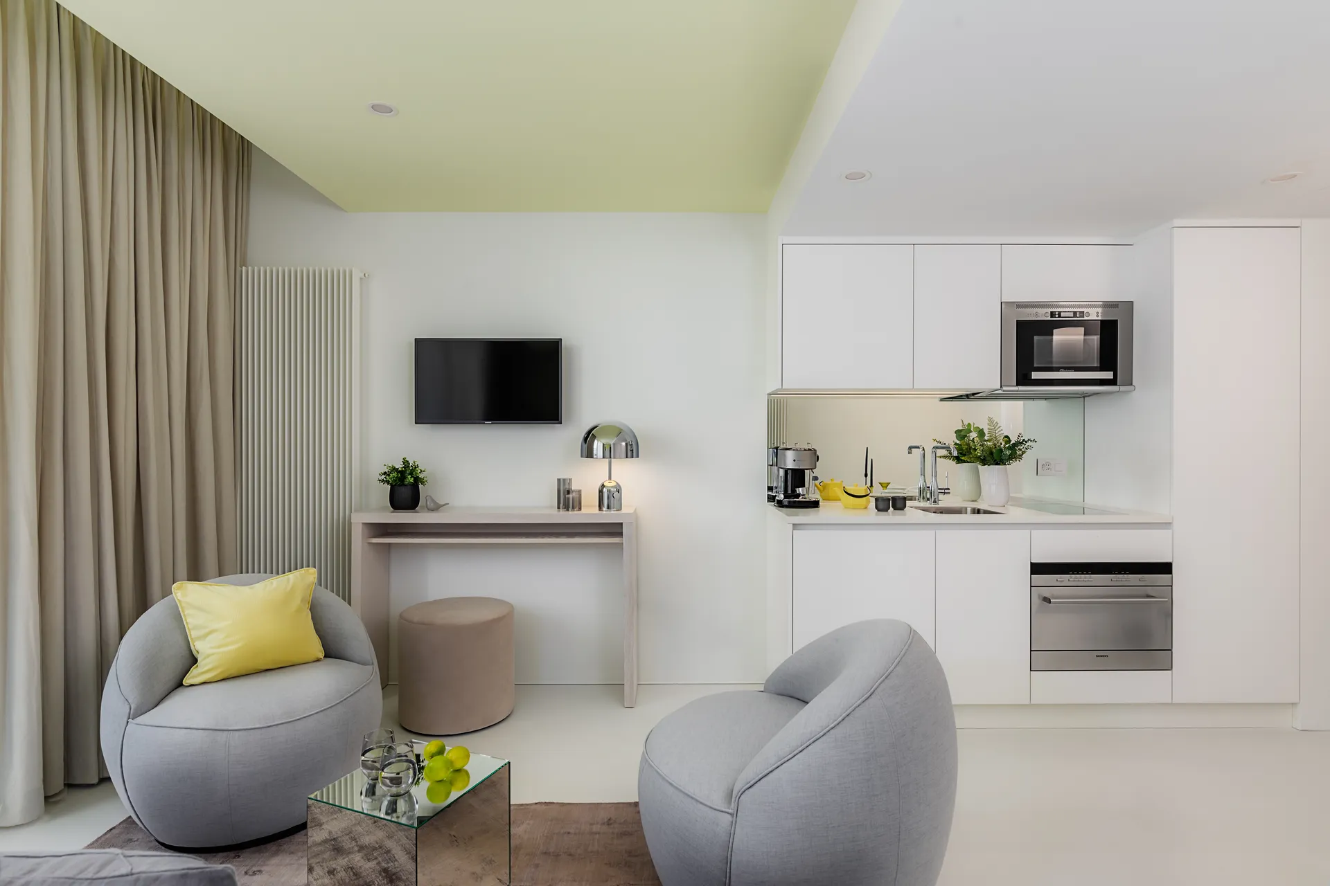 Studio Apartment Senior