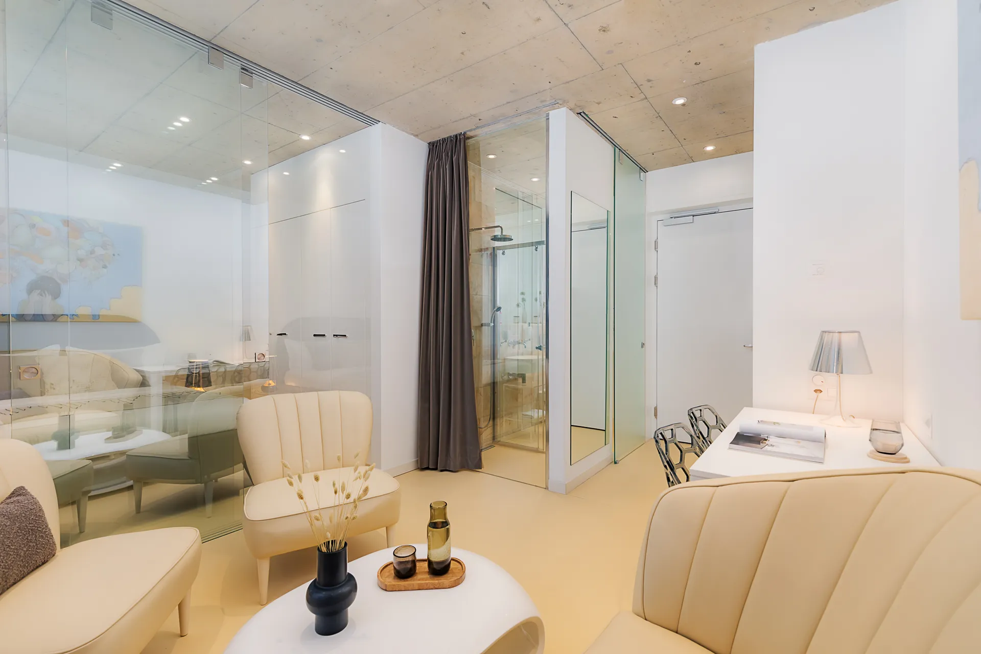 1 Bedroom Apartment Junior 