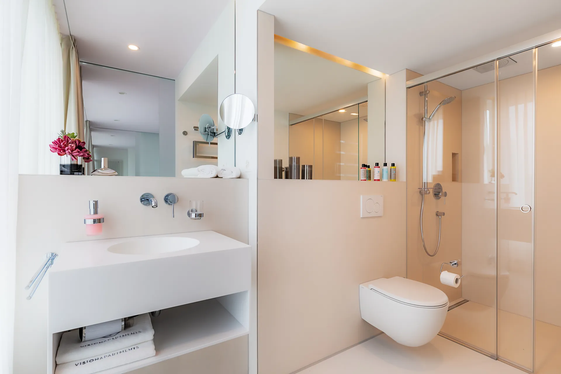 1 Bedroom Apartment Junior