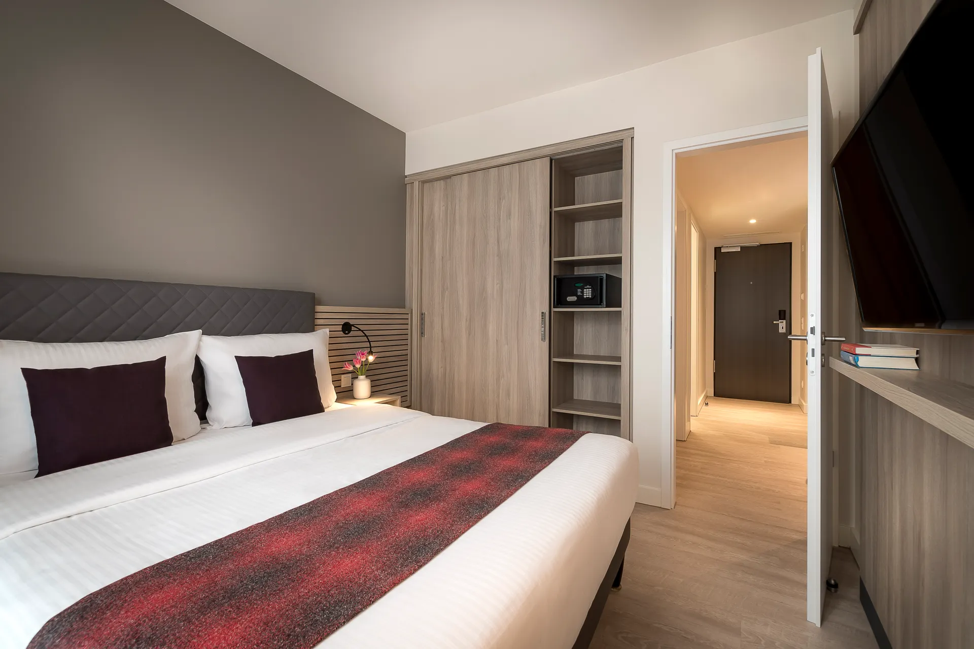 1-Bedroom Apartment Executive