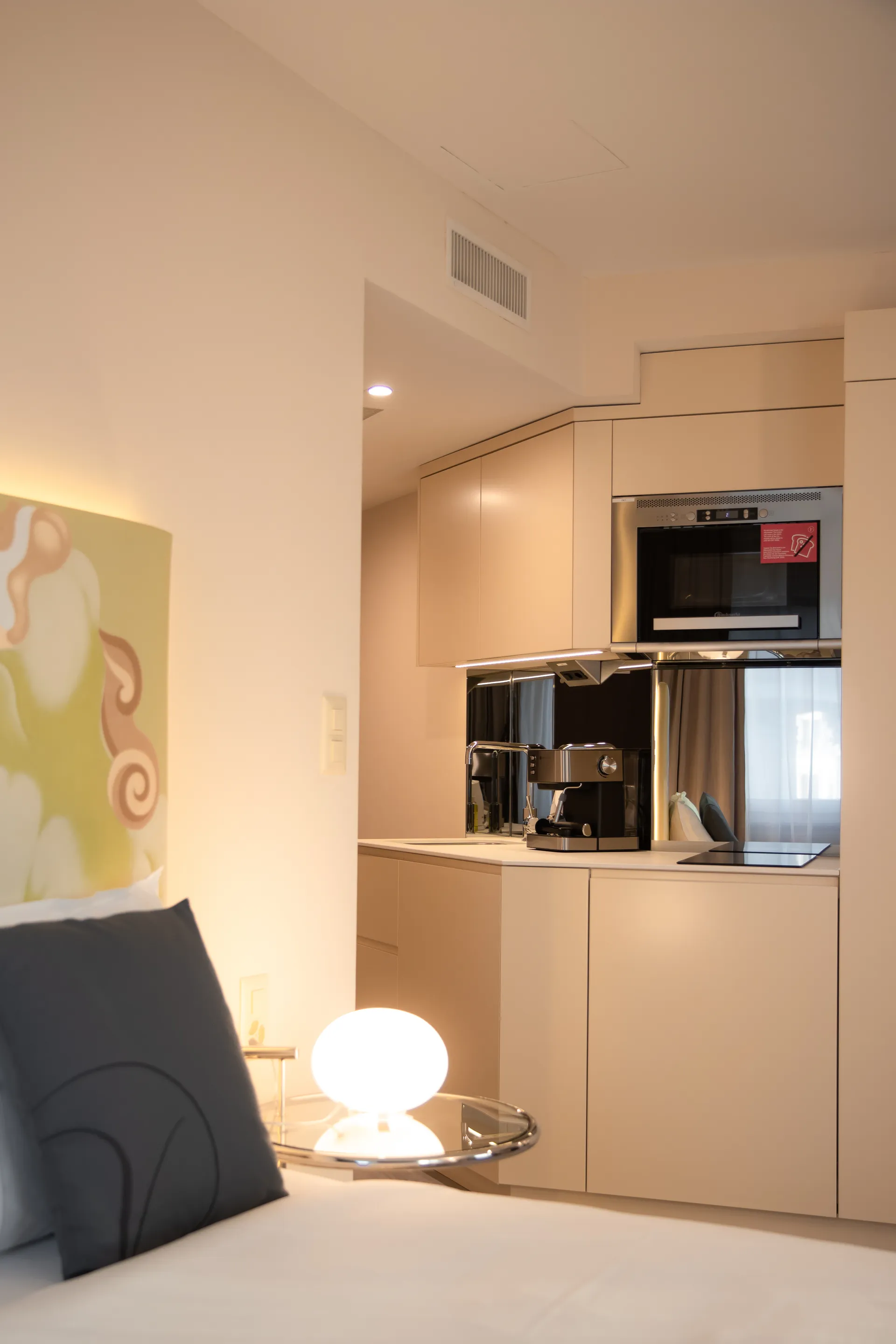 Studio Apartment Senior