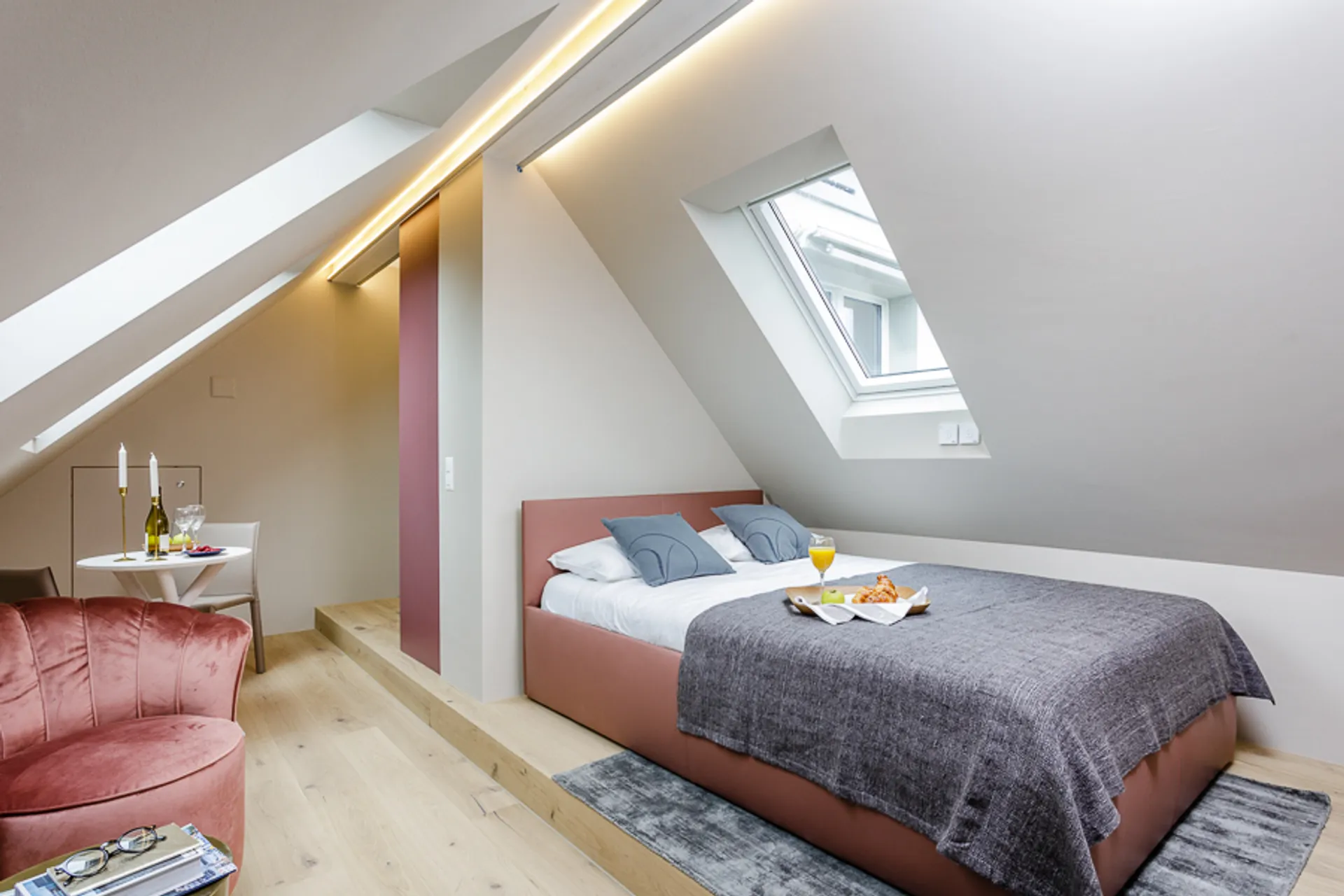 Studio Apartment Senior Balcony