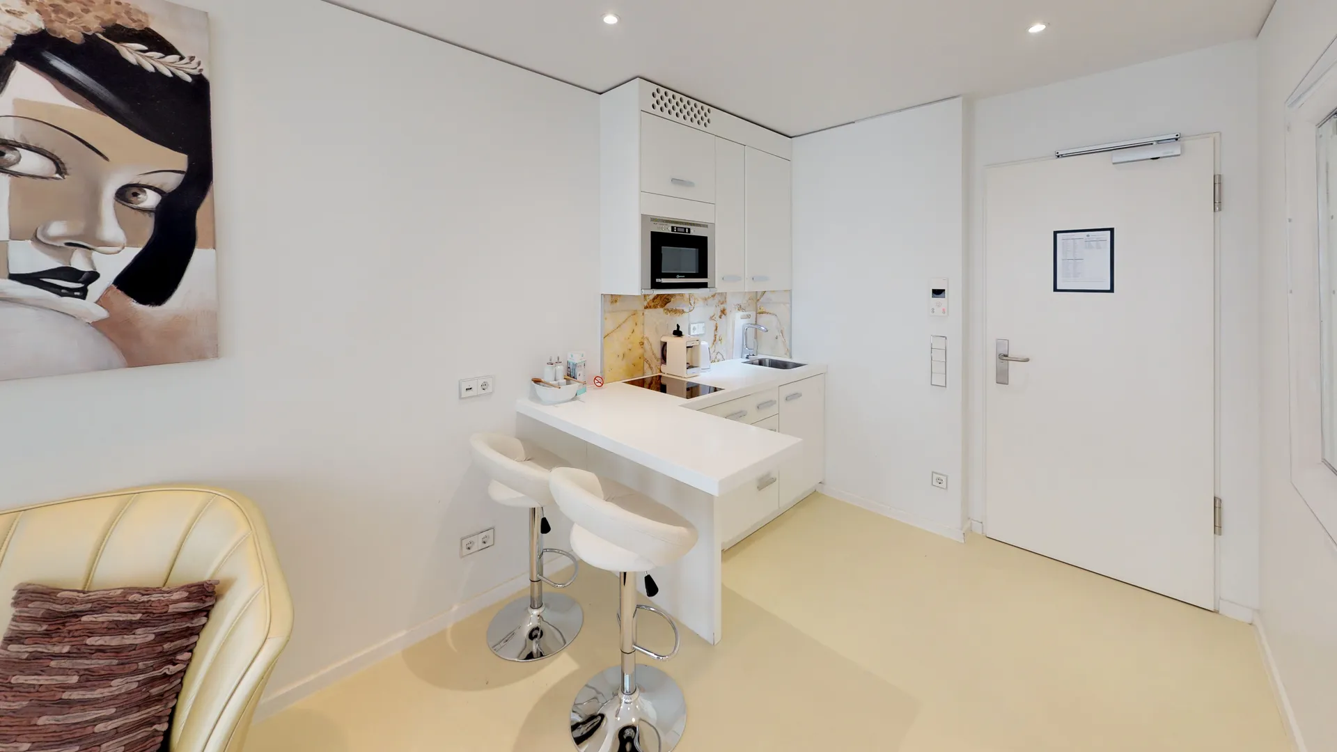 Studio Apartment Senior 
