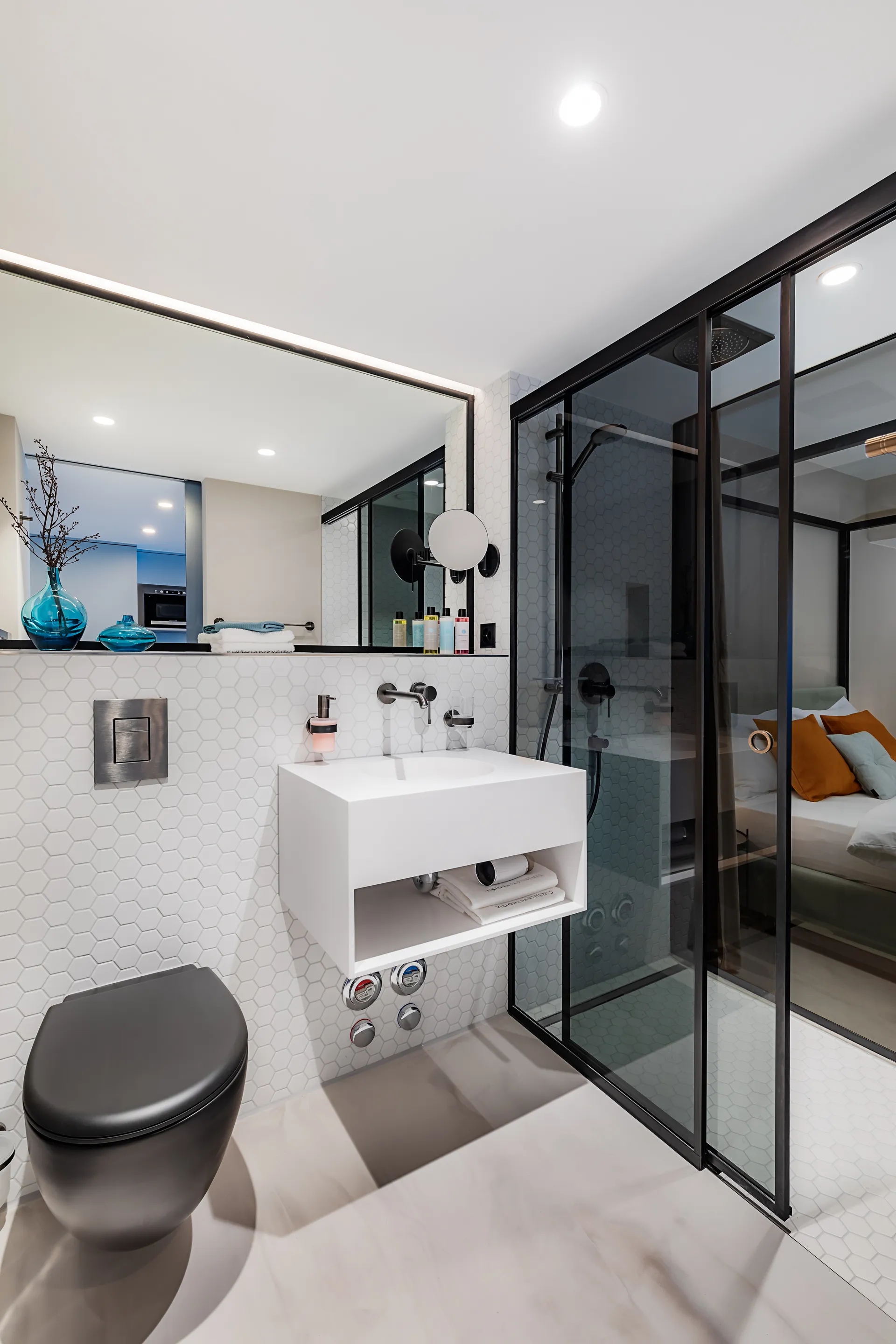 Studio Apartment Senior