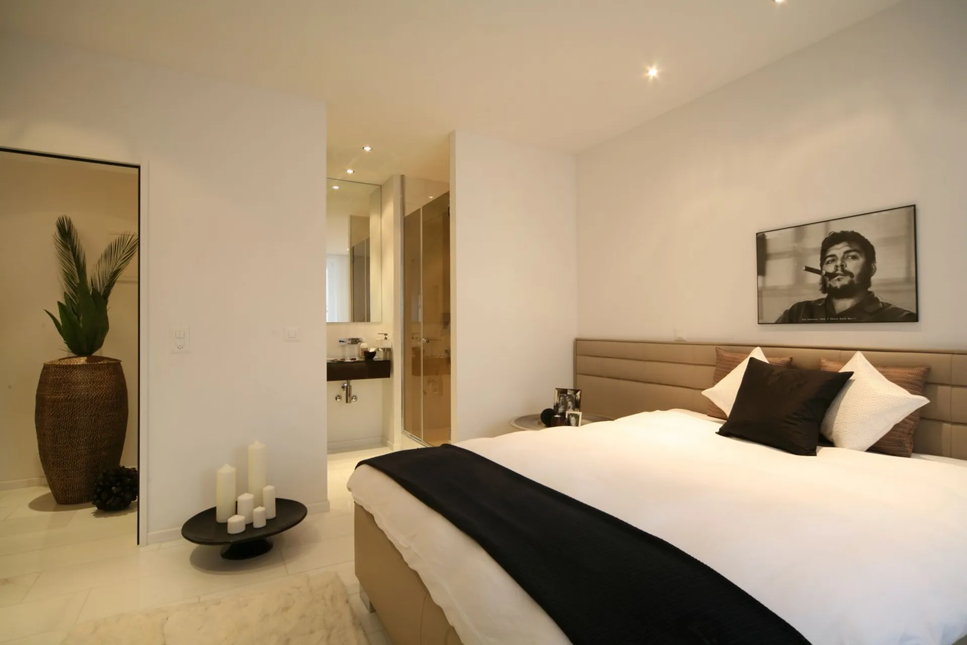 2 Bedroom Apartment Junior 