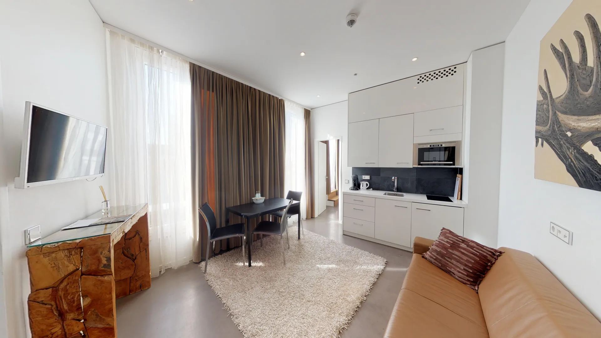 2 Bedroom Apartment Mini Terrace