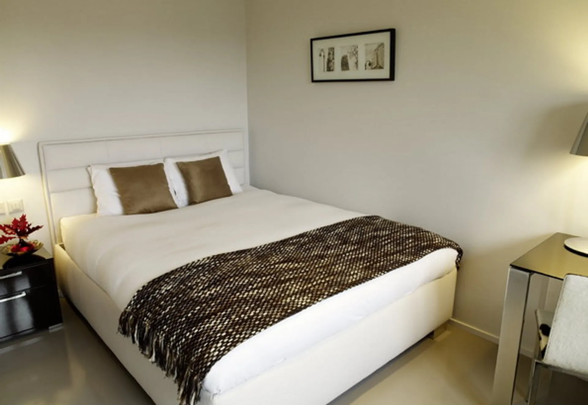 1 Bedroom Apartment Junior