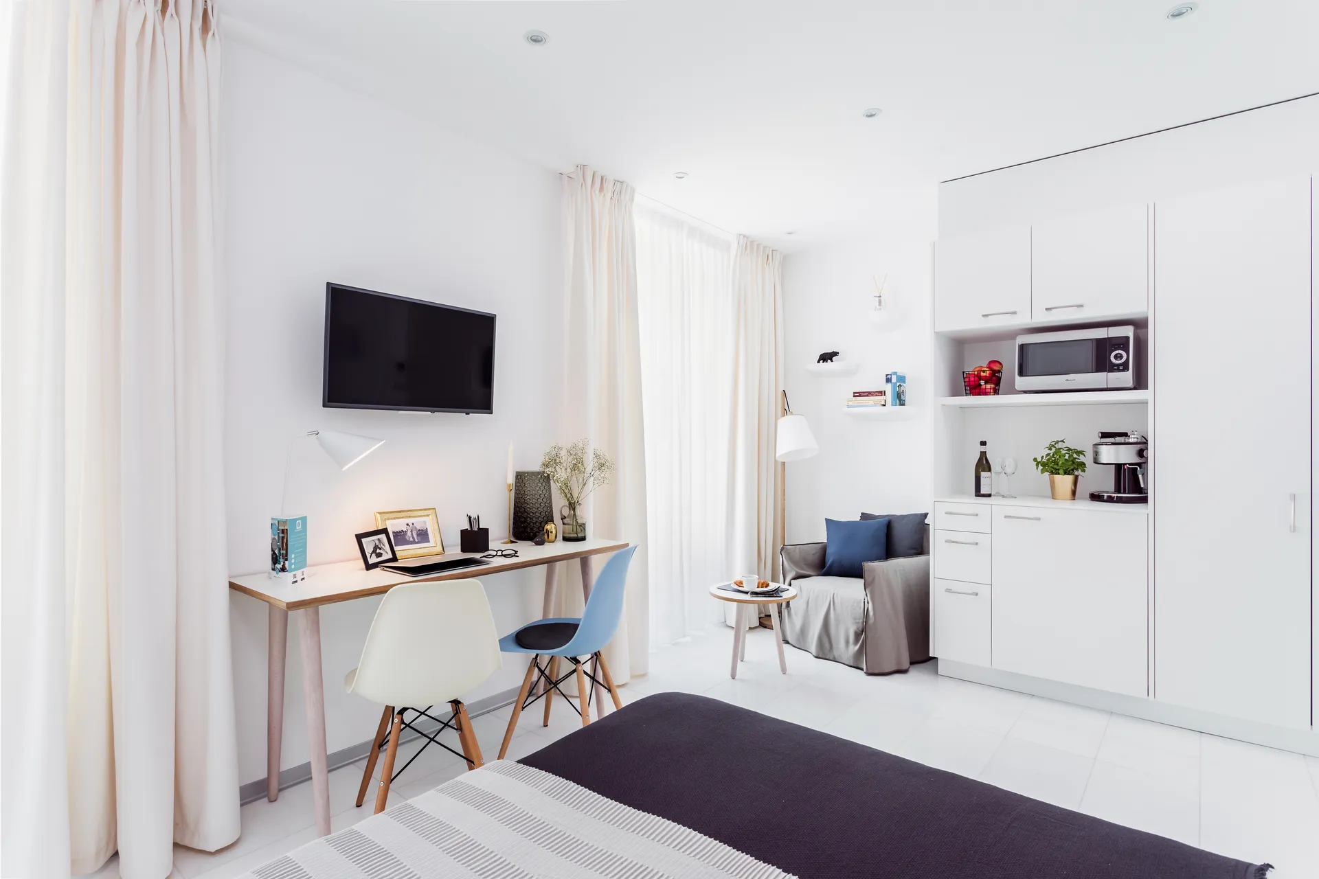 Studio Apartment Mini Kitchenette